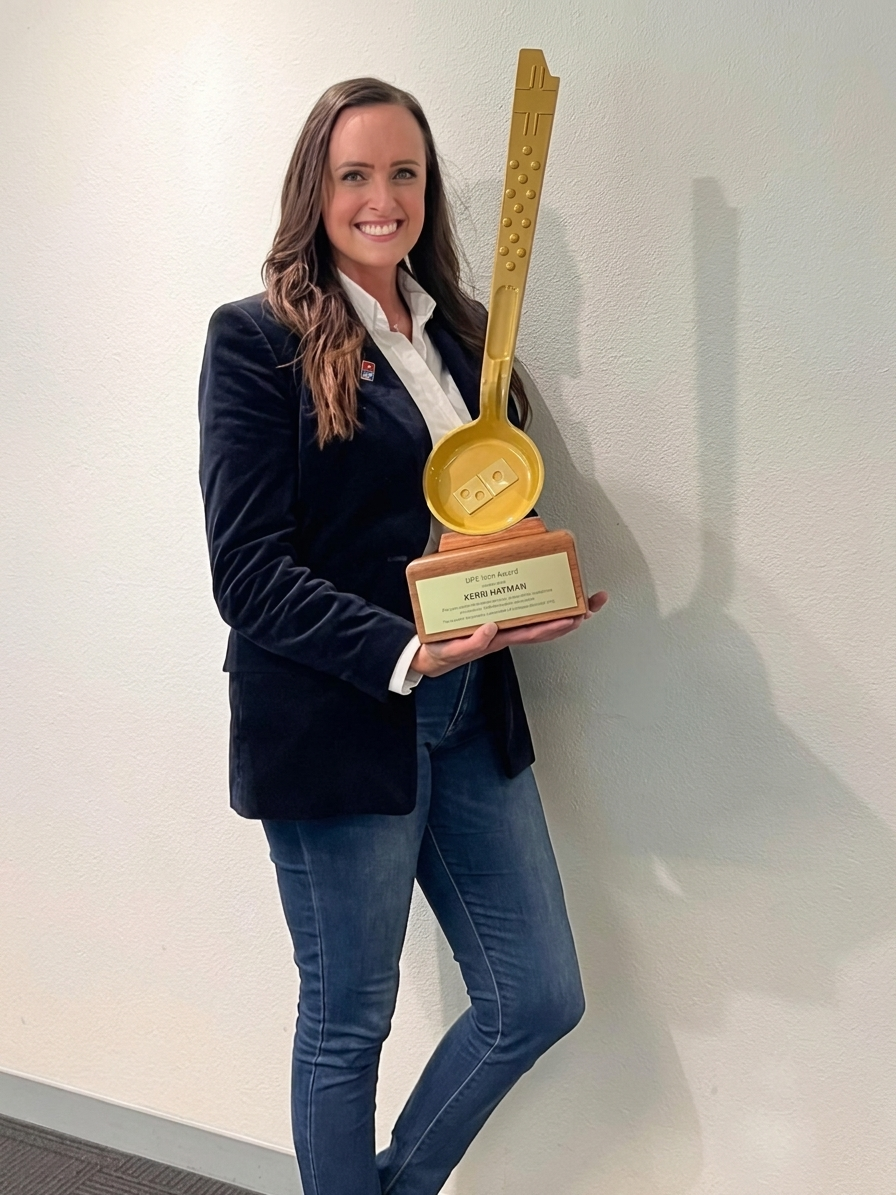 Custom Replica Iconic Object Awards & Executive Retirement Gifts 4 (2)